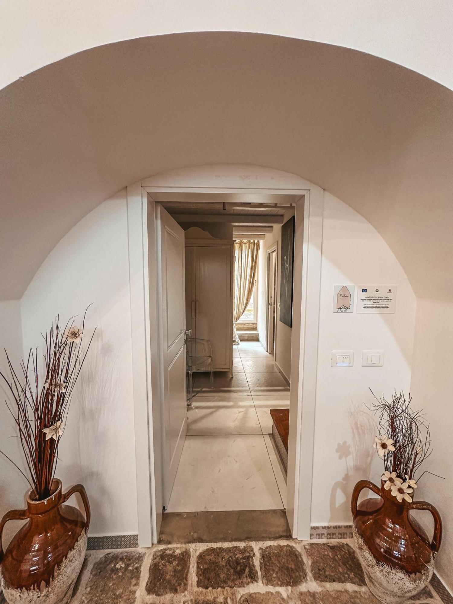 Palazzo Alma Luxury Rooms Casarano Exterior foto