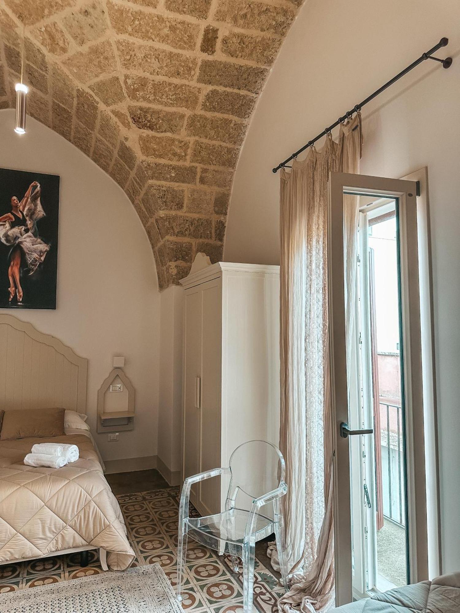 Palazzo Alma Luxury Rooms Casarano Exterior foto